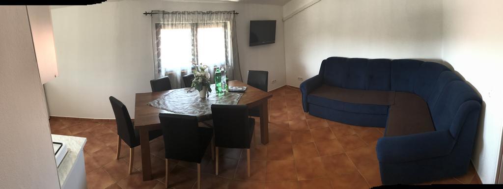 Apartments Miljak ฟาชานา ภายนอก รูปภาพ