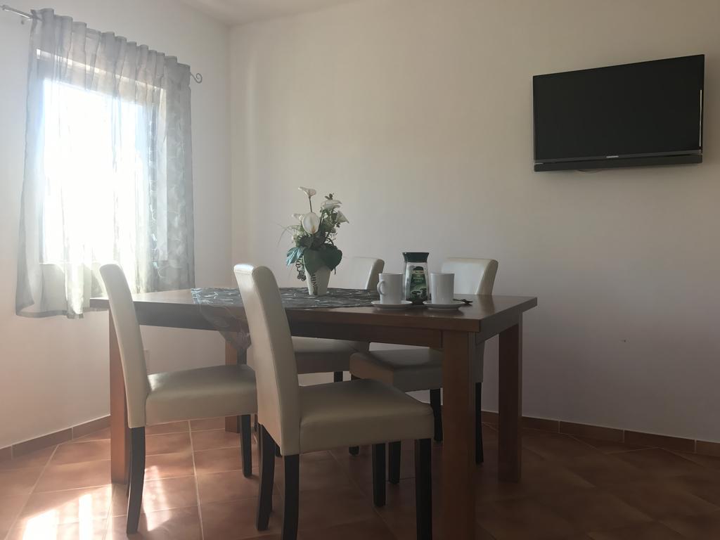 Apartments Miljak ฟาชานา ภายนอก รูปภาพ